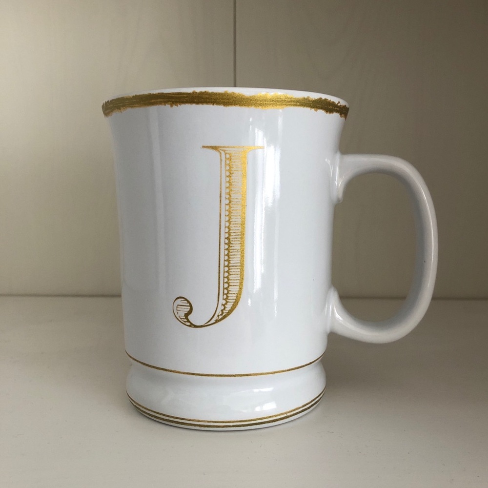 williams sonoma | initial “ J ” mug